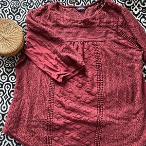 🦋LUCKY 🍀- Beautiful Red Top